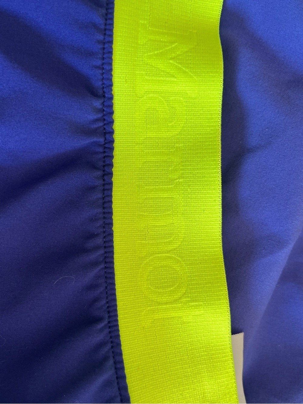 Marmot Women’s Running Shorts Purple Neon Yellow Lined Size Small - Picture 4 of 6